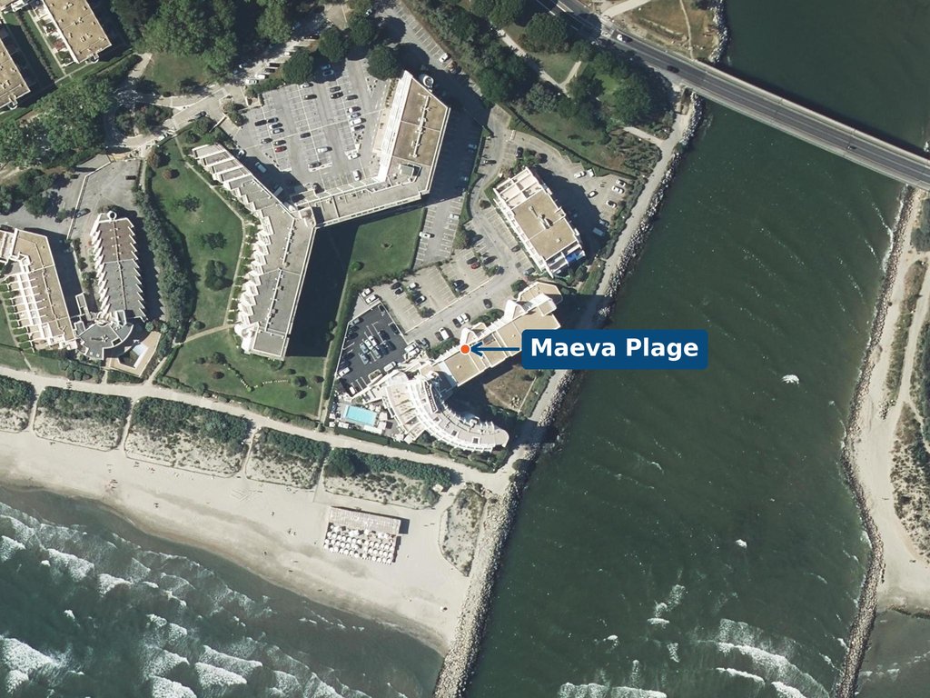 Vue aérienne (orthophoto IGN) de la résidence Maeva Plage